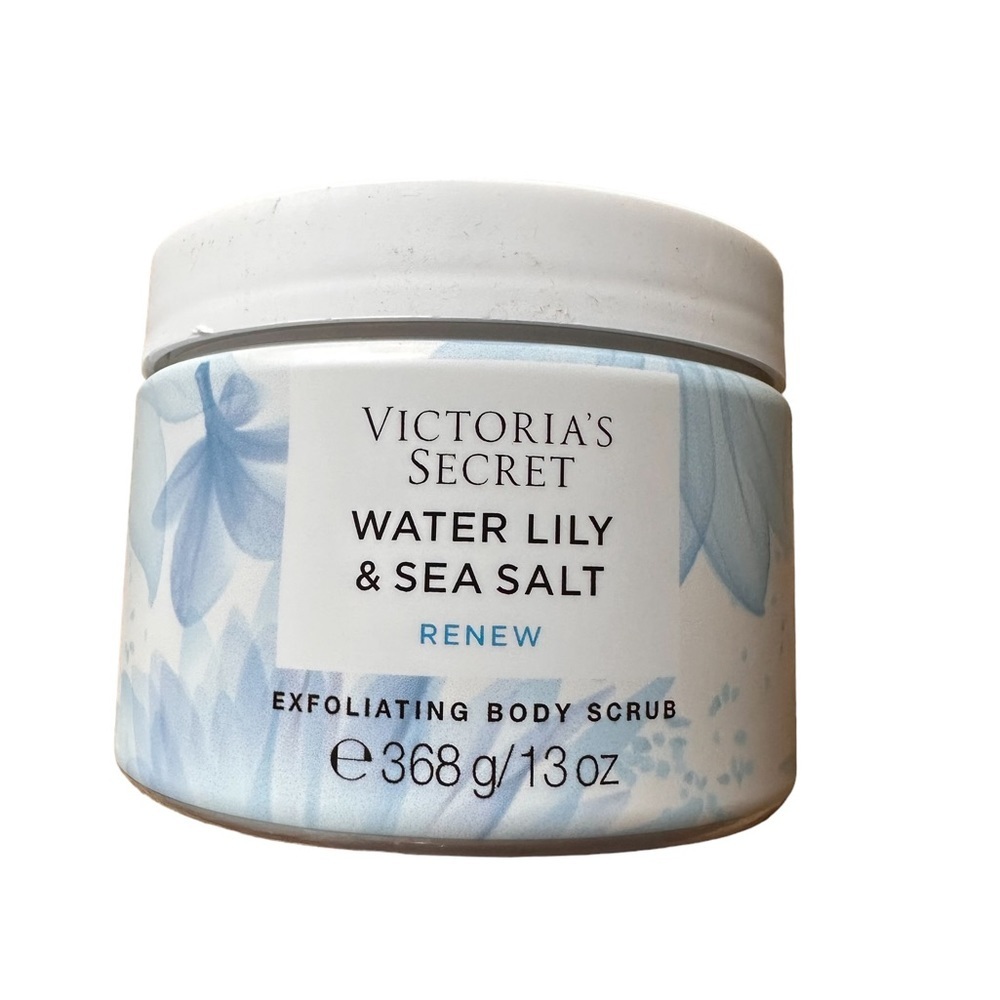 Victoria’s Secret Salt Scrub: Water Lily & Sea Salt